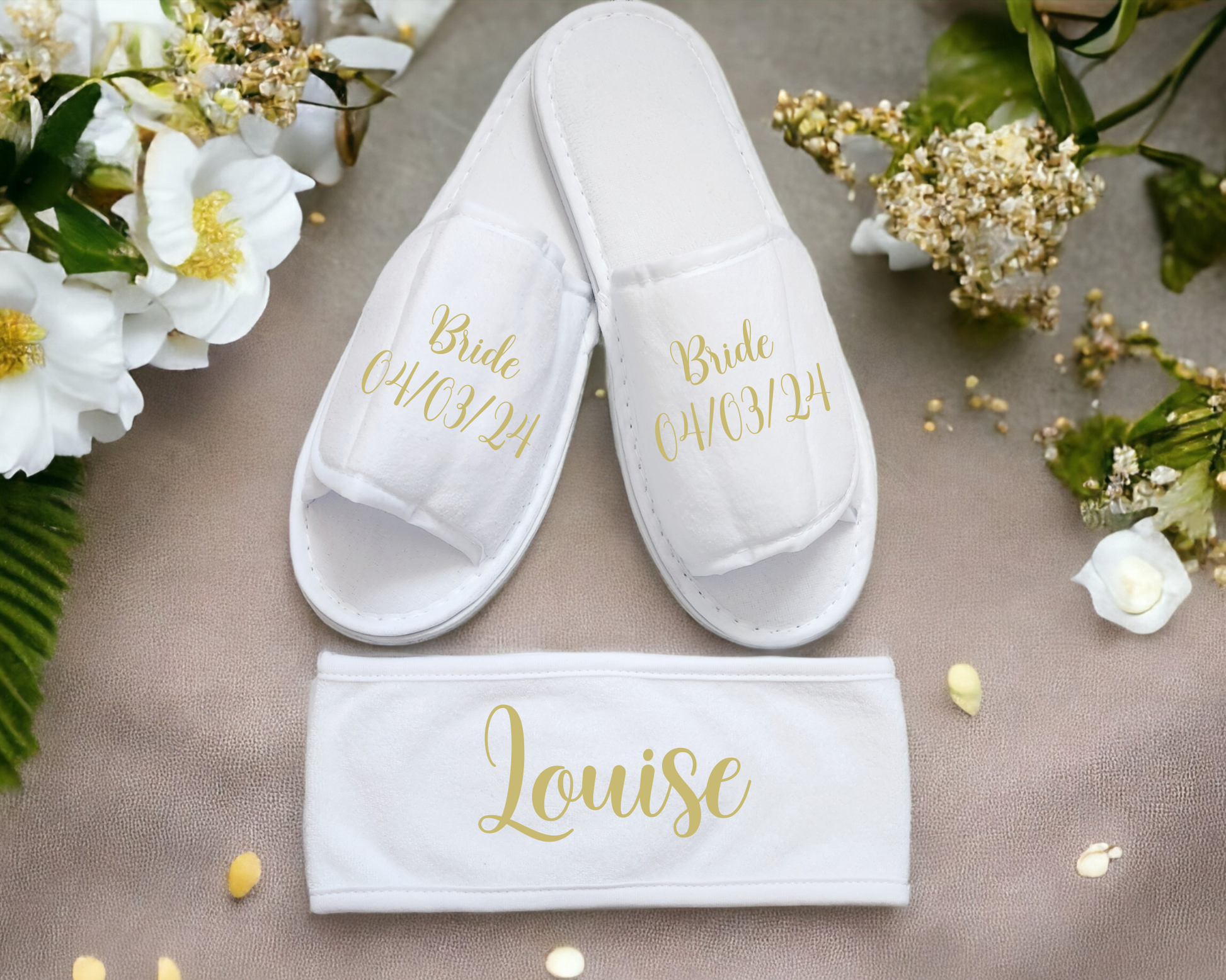 Personalised beauty hairband and slippers set image 1