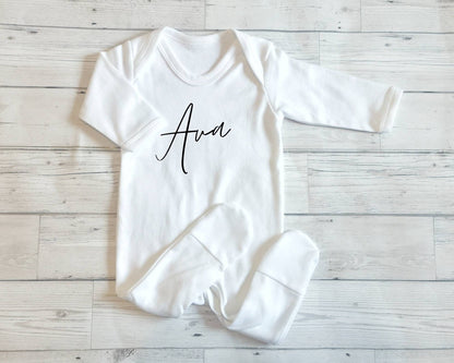 Personalised Twin Boy Girl Baby Clothes Sleepsuit Gift Name Boys Girls Romper Newborn Coming Home Outfit Set I'm Here Welcome World Cotton