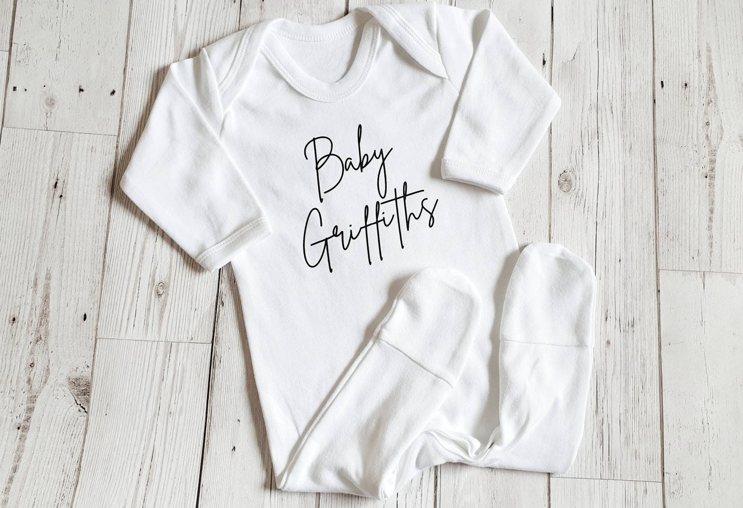 Personalised Name Boy Girl Romper Baby Sleepsuit Gift Unique Boys Girls Neutral Newborn Coming Home Outfit Set I'm Here Welcome World Cotton