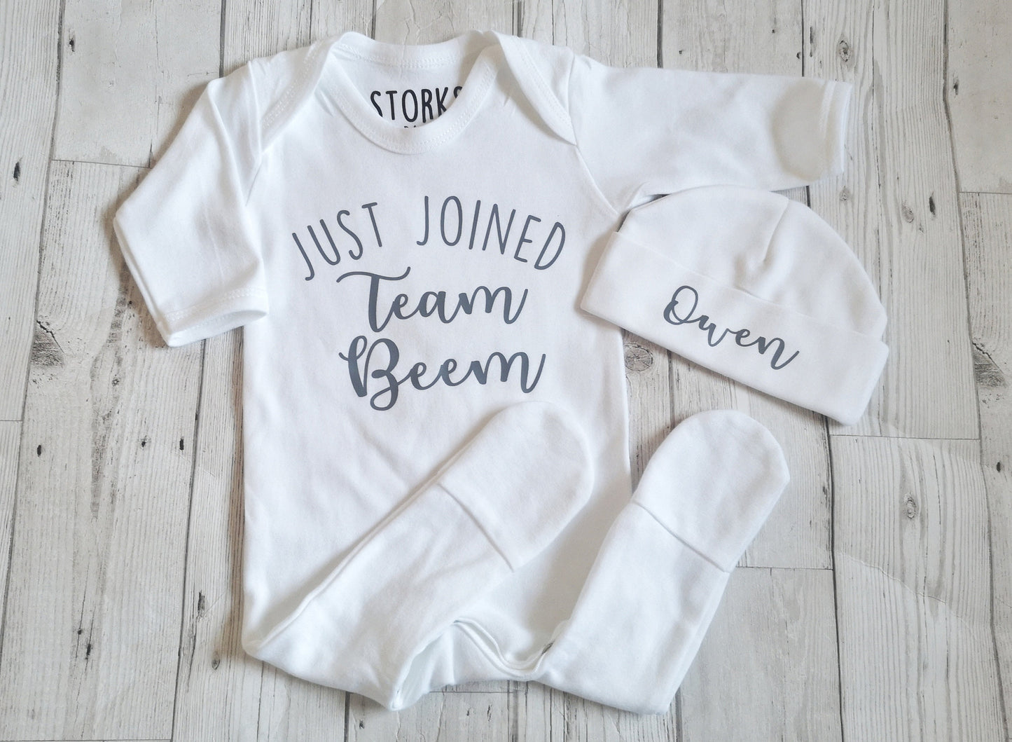 Personalised New Baby Gift First Outfit Just Joined Team Surname Unisex Clothes Sleepsuit Hat Set Boy Girl Coming Home Romper Newborn Cotton