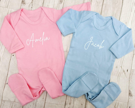 Personalised Twin Boy Girl Baby Clothes Sleepsuit Gift Name Boys Girls Romper Newborn Coming Home Outfit Set I'm Here Welcome World Cotton