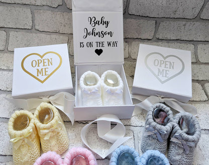 Personalised Pregnancy Announcement Gift Boxed Baby Booties You're going to be Parents Daddy Mummy Grandparents Any Name Any Text Surrogacy