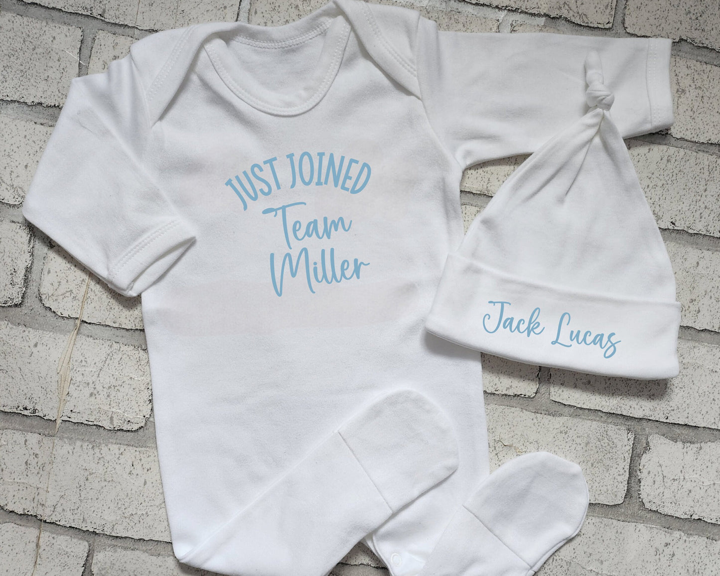 Personalised New Baby First Outfit Just Joined Team Surname Unisex Sleepsuit Hat Set Boy Girl Gift Coming Home Romper Suit Newborn Cotton