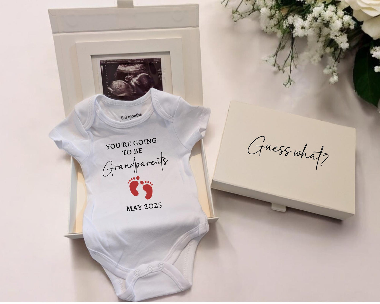 Personalised Pregnancy Announcement Vest A5 Gift Box Scan Photo Frame You're Going To Be Grandparents Bodysuit Auntie Uncle EXPRESS